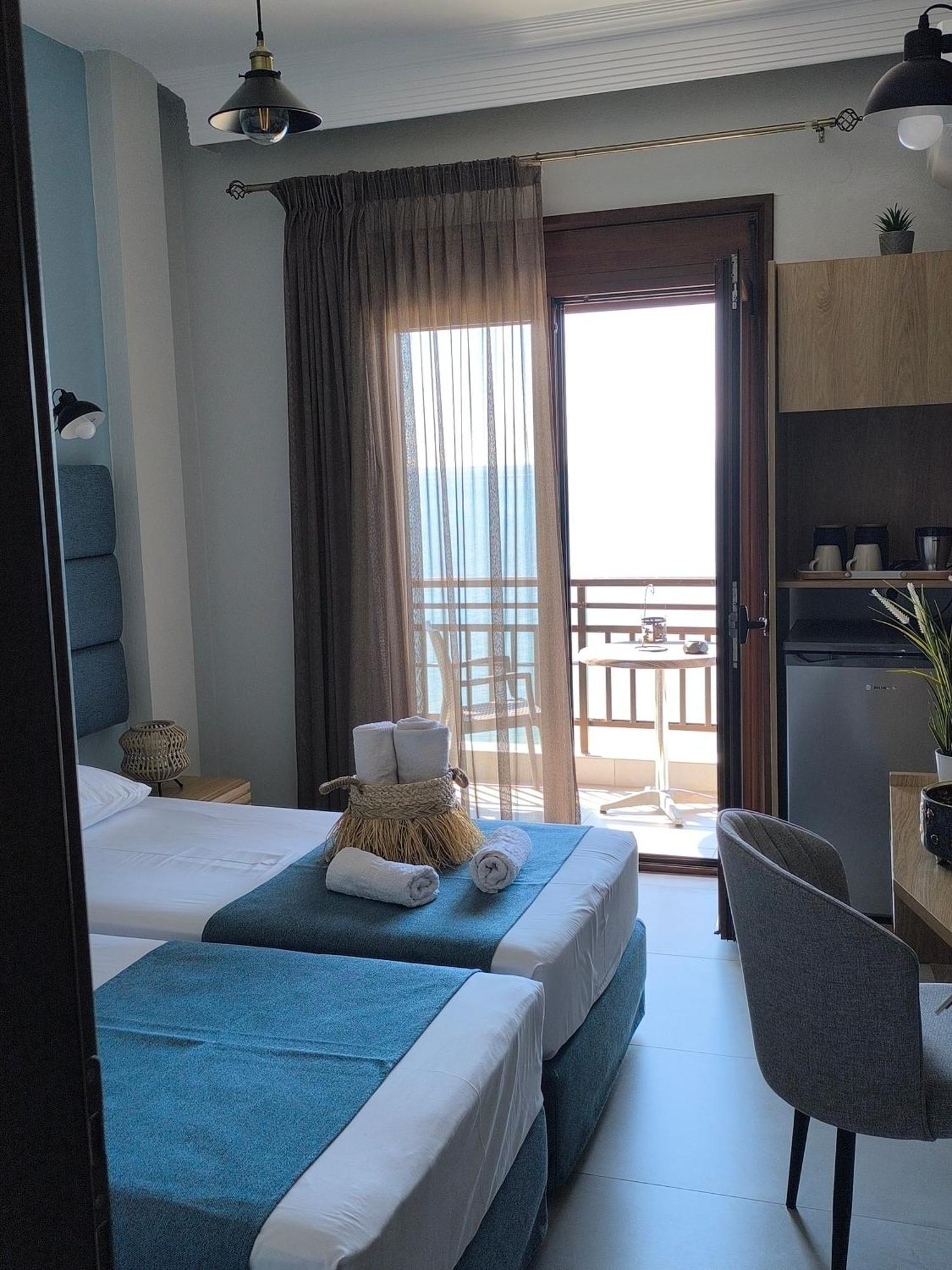 Maria Rooms To Let Уранополис Экстерьер фото